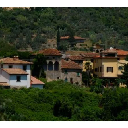 Old Stone House In Tuscany بيت ضيافة